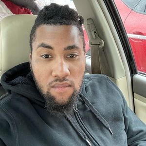 Meet your Posher, Nicholas